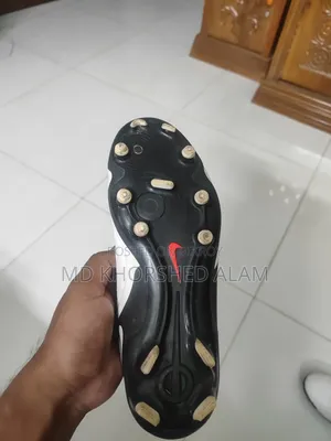 নাইকি ফুটবল বুট