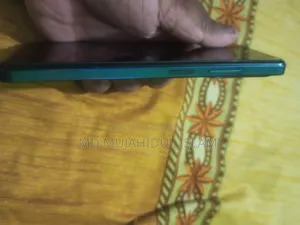 Infinix Hot 40i 128 GB Black