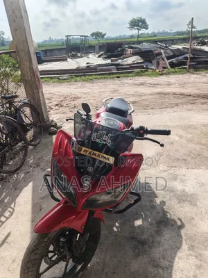 ইয়ামাহা ফেজার ভি২ ২০১৯ রেড