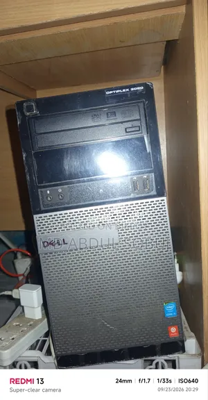 Desktop Computer Samsung 8GB Intel Core i3 SSD 128GB
