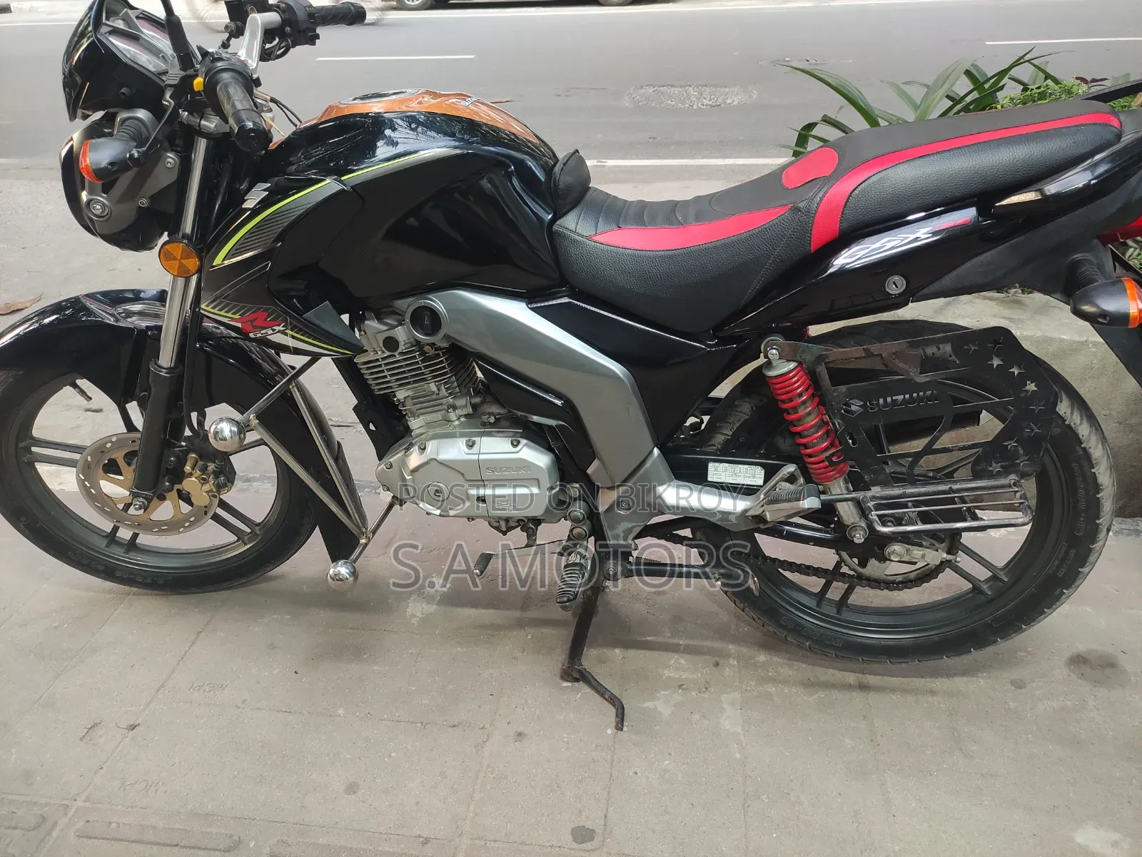 Suzuki GSX 125 2023 Black
