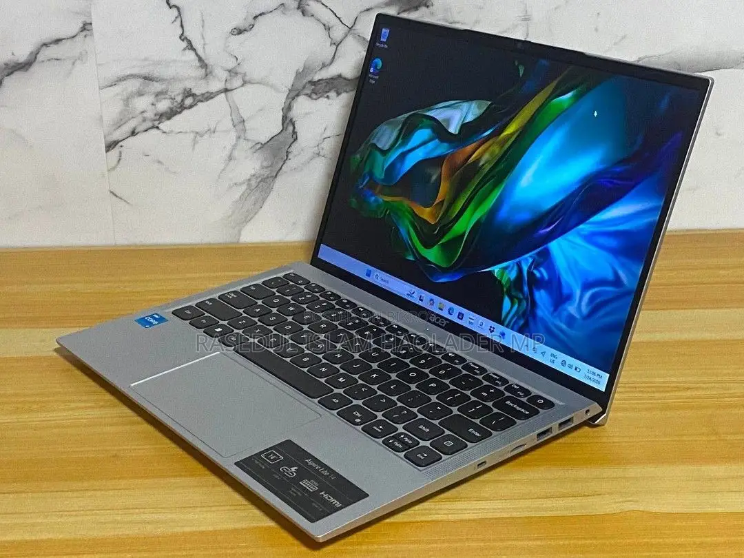 Laptop Acer 4GB Intel SSD 500GB