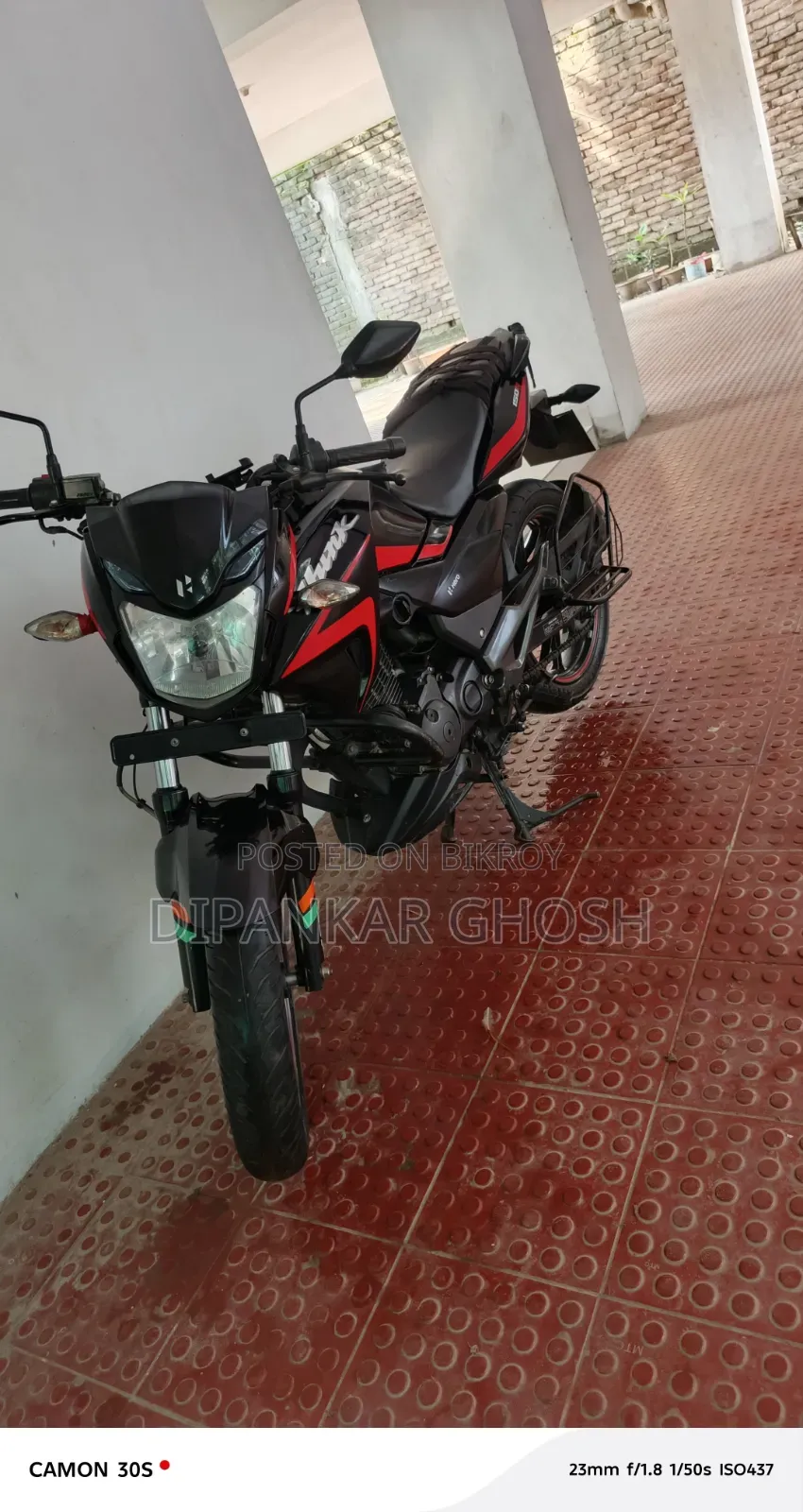 হিরো হিরো হাঙ্ক ১৫০আর ডুয়াল ডিস্ক এবিএস ২০২১ কালো