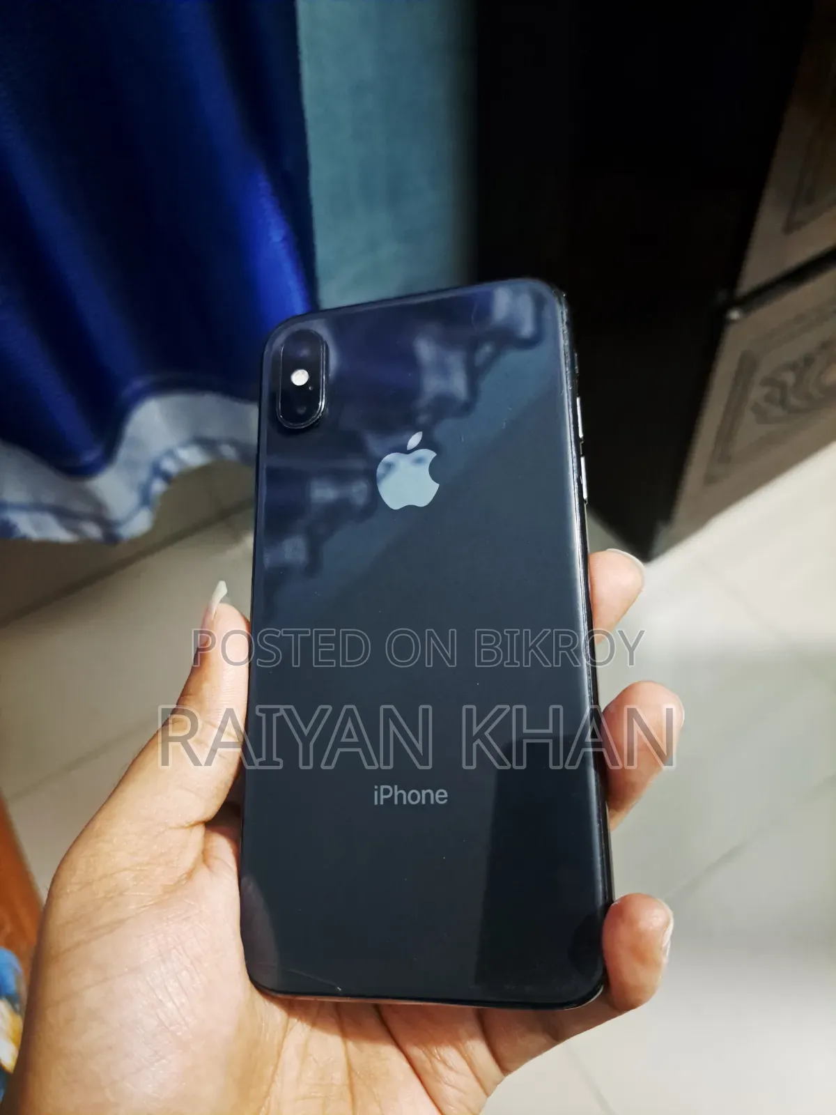 অ্যাপল আইফোন এক্সএস ৬৪ জিবি ব্ল্যাক