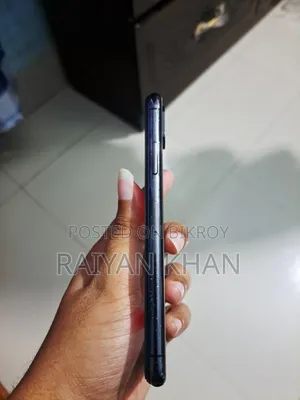 অ্যাপল আইফোন এক্সএস ৬৪ জিবি ব্ল্যাক