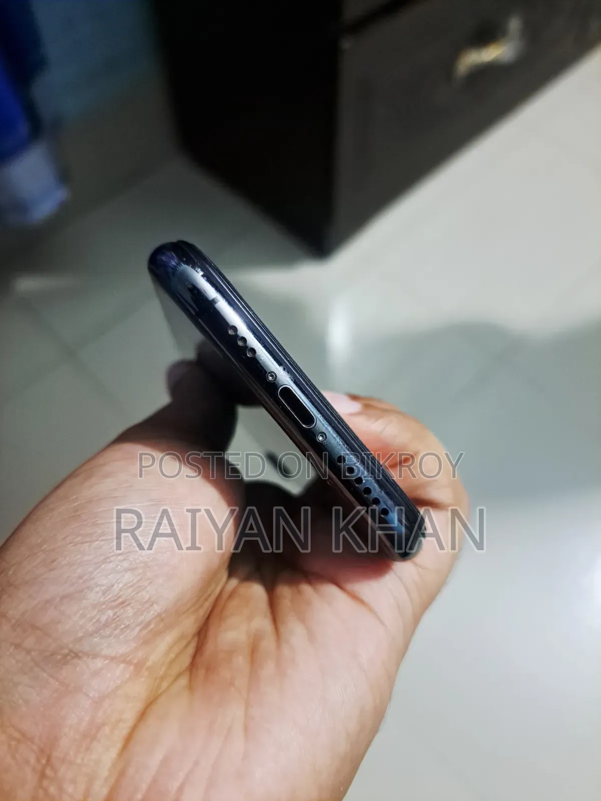 অ্যাপল আইফোন এক্সএস ৬৪ জিবি ব্ল্যাক