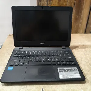 Laptop Acer Aspire ES1-131 4GB Intel Celeron HDD 500GB