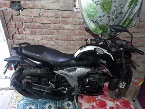 টিভিএস আপাচে ১৬০ ৪ভি ২০২৩ ব্ল্যাক