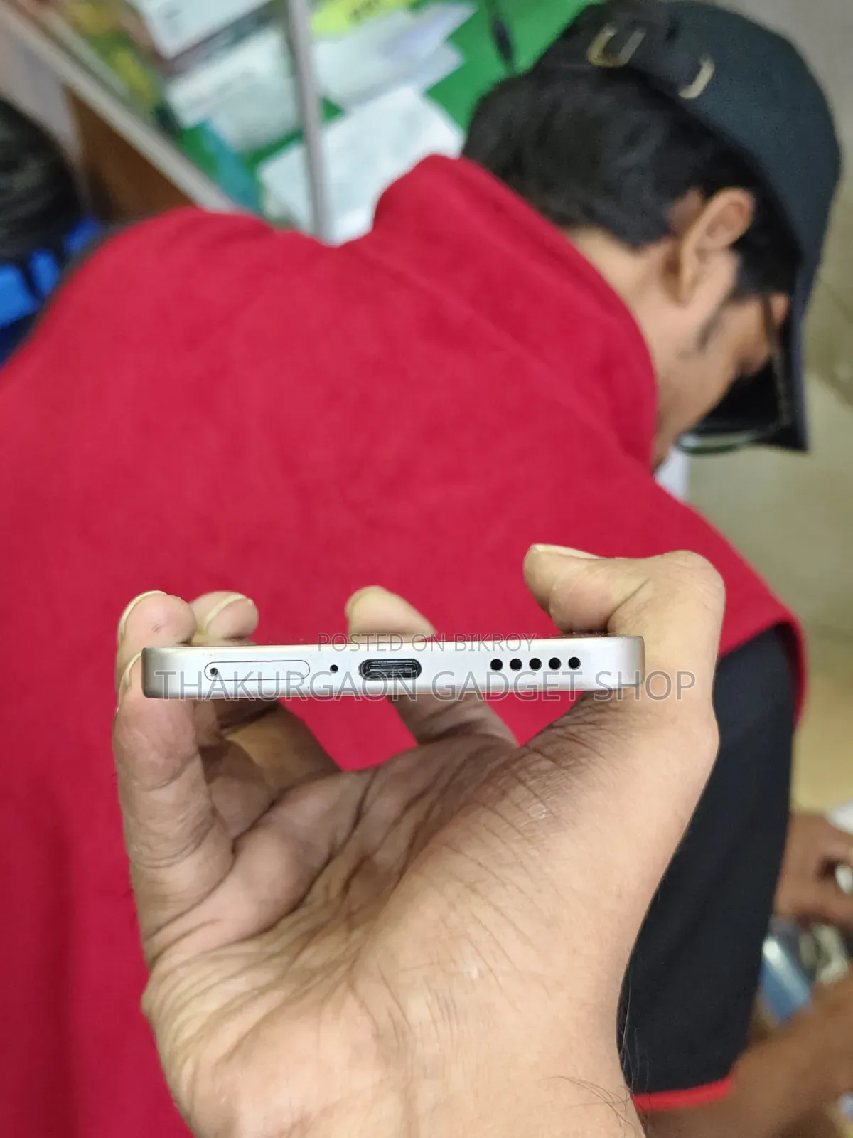 হনার ৪০০ ২৫৬ জিবি গোল্ড