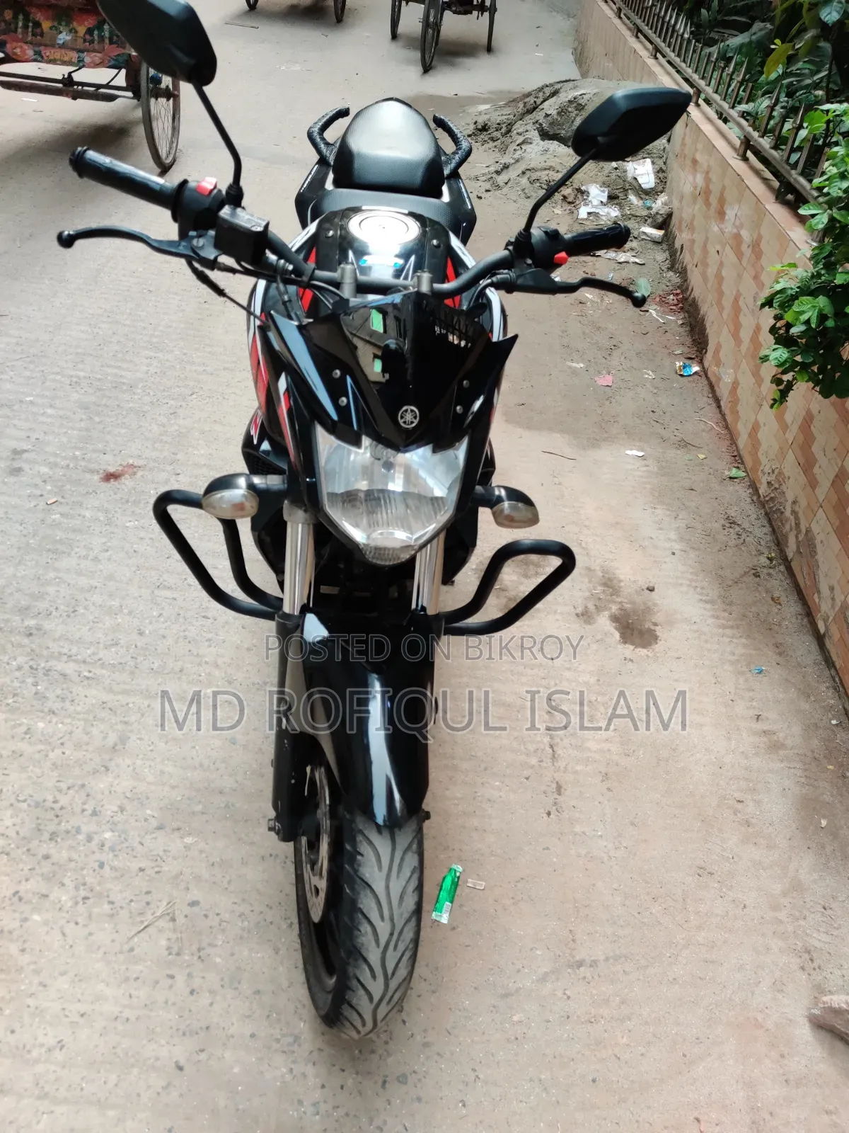 ইয়ামাহা এফজেডএস ভি২ ২০১৮ ব্ল্যাক