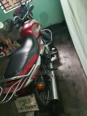 Bajaj CT 100 2014 Red