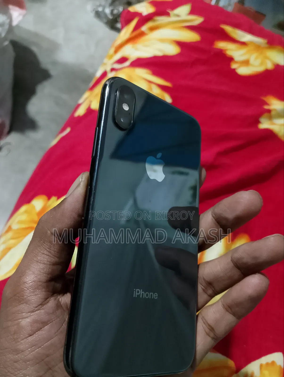অ্যাপল আইফোন এক্সএস ৬৪ জিবি ব্ল্যাক