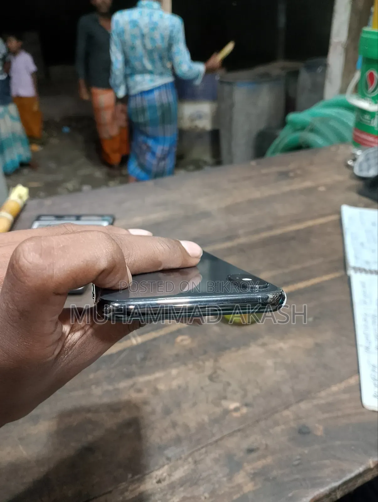 অ্যাপল আইফোন এক্সএস ৬৪ জিবি ব্ল্যাক