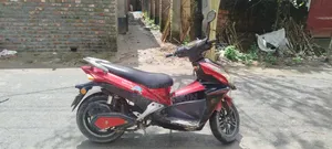 মোটরসাইকেল ২০২১ রেড