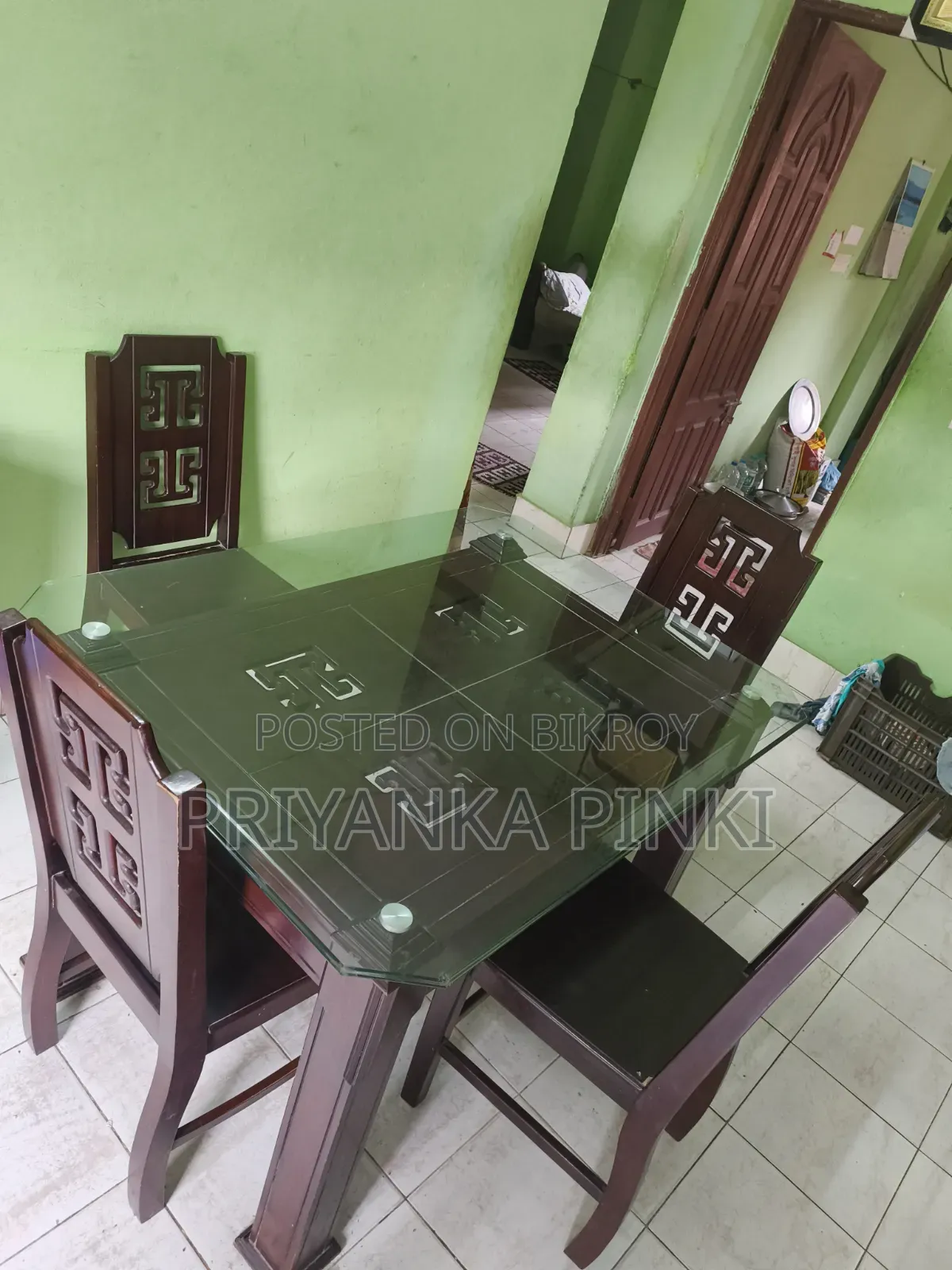 Dining Table for Sell