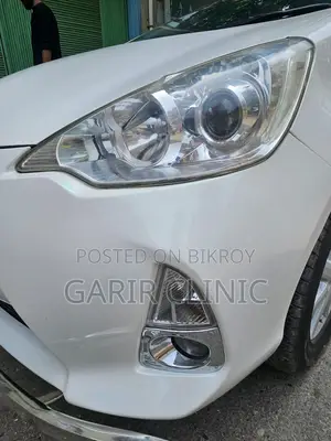 টয়োটা আকুয়া ২০১৩ পার্ল