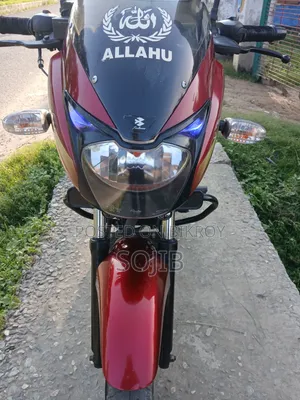 বাজাজ পালসার ১৫০ ২০১৮ রেড
