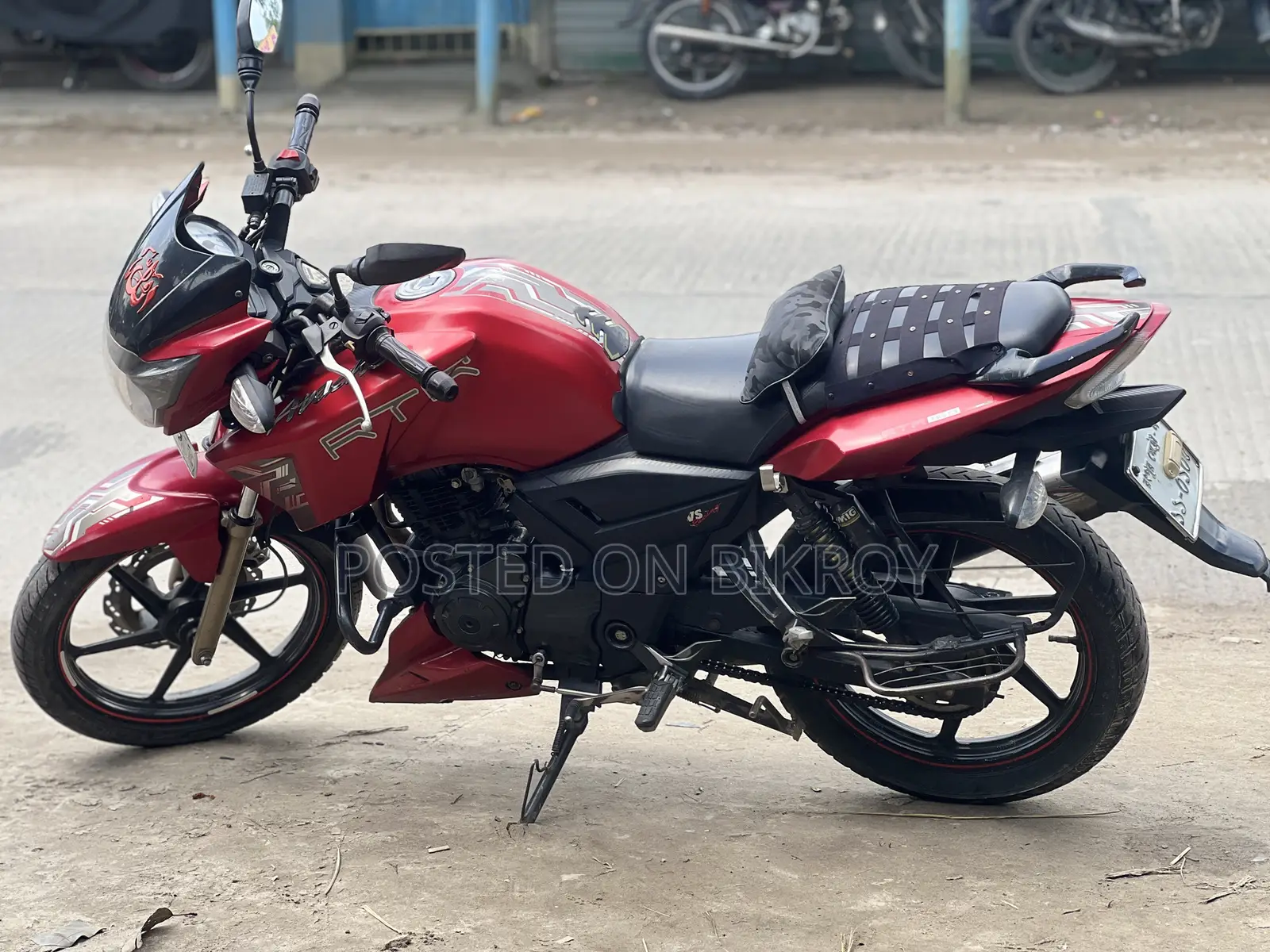 TVS Apache RTR 160 2V 2019 Red