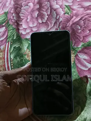 Vivo Y1s 32 GB