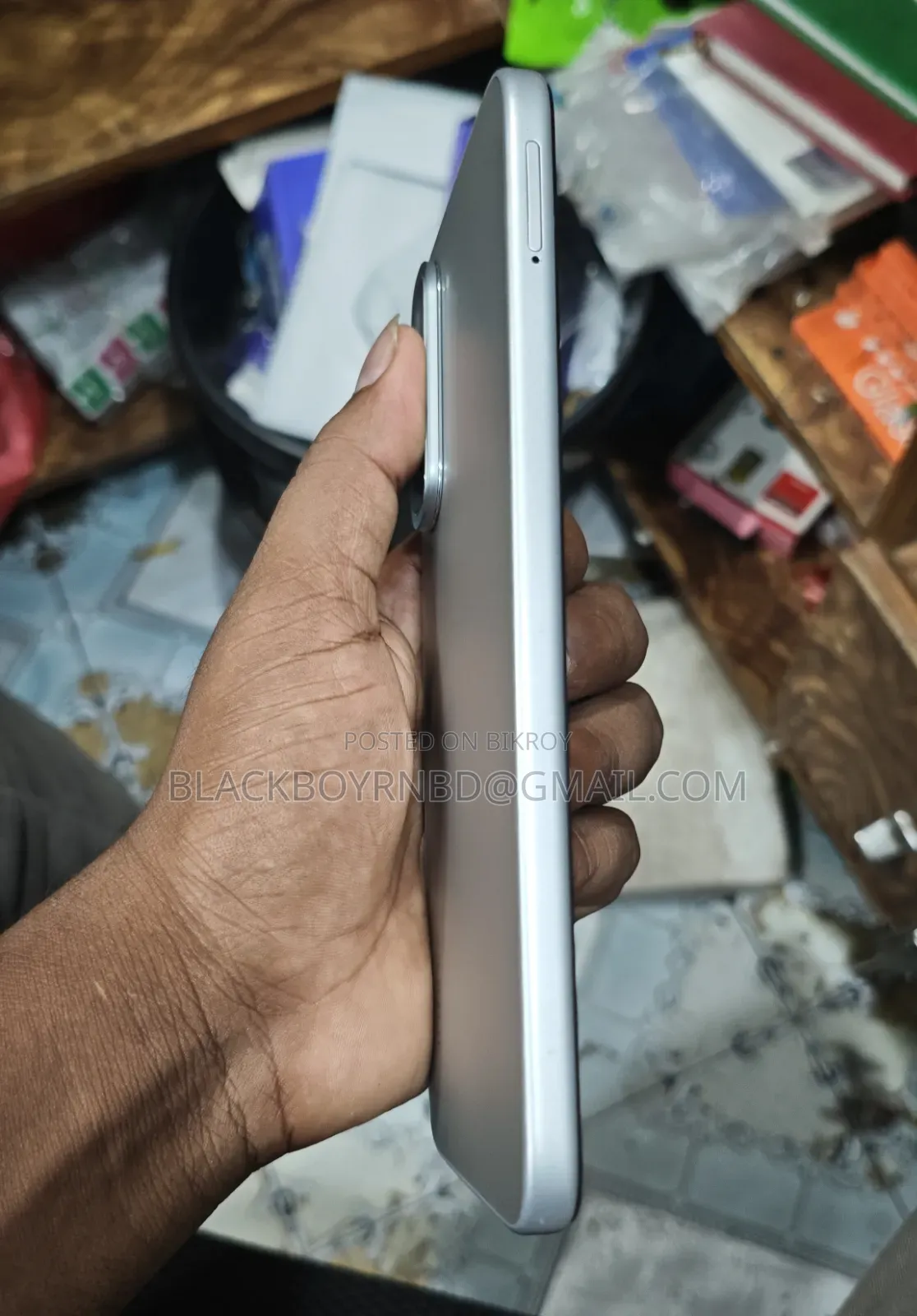 New Infinix Hot 70 128 GB Silver