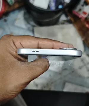 New Infinix Hot 70 128 GB Silver