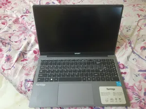 ল্যাপটপ 8GB ইন্টেল সেলরন এসএসডি 256GB
