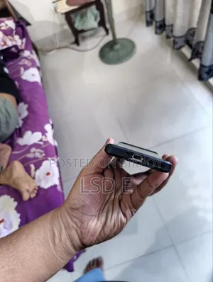 মোটরসাইকেল এজ প্লাস ২৫৬ জিবি পার্পল
