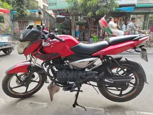 Bajaj Pulsar 135 LS 2011 Red