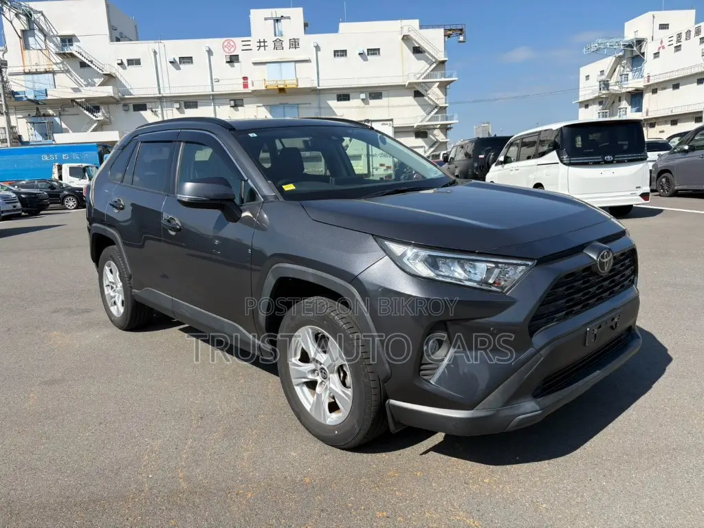 টয়োটা RAV4 ২০২১ গ্রে