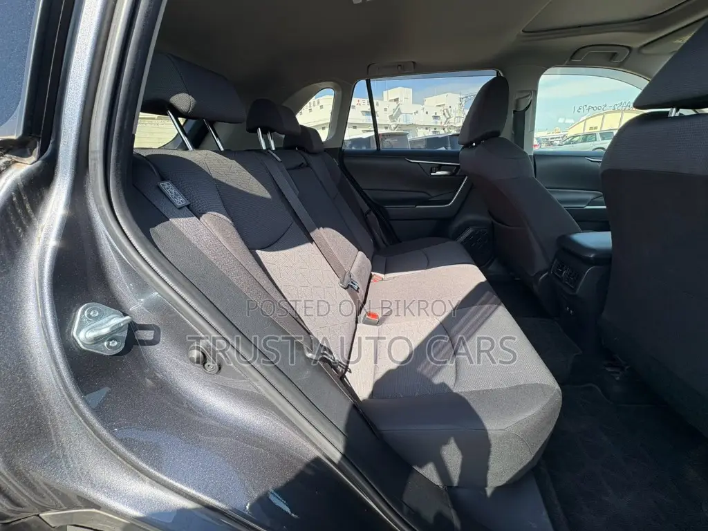 টয়োটা RAV4 ২০২১ গ্রে