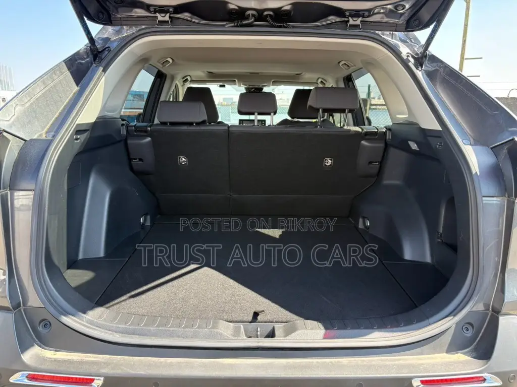 টয়োটা RAV4 ২০২১ গ্রে