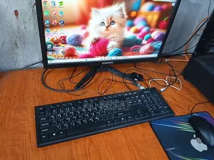 Desktop Computer Gigabyte 8GB AMD Ryzen 5 SSD 128GB