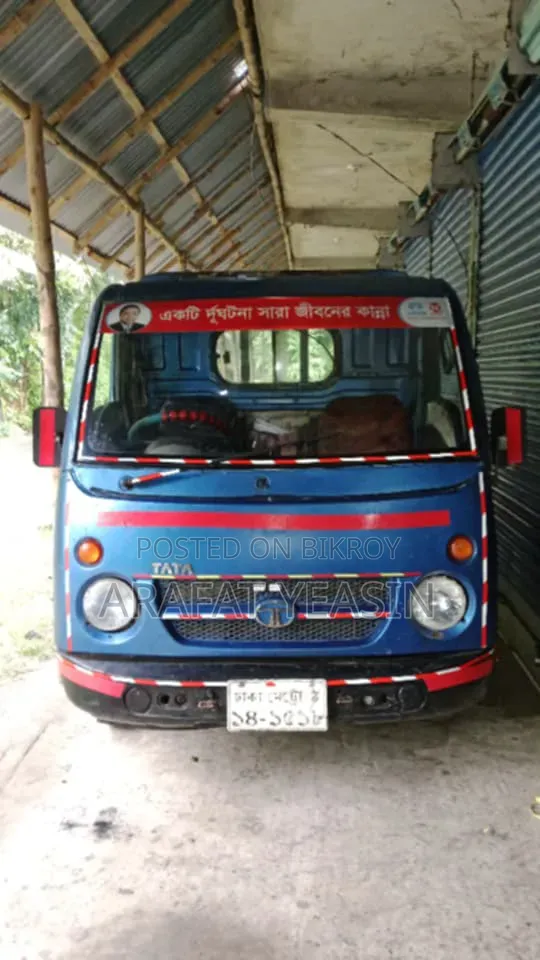 Tata pickup 2010
