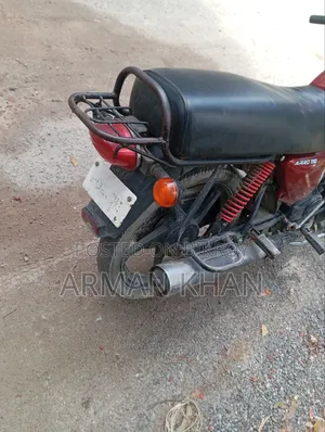 Mahindra Duro 2015 Red