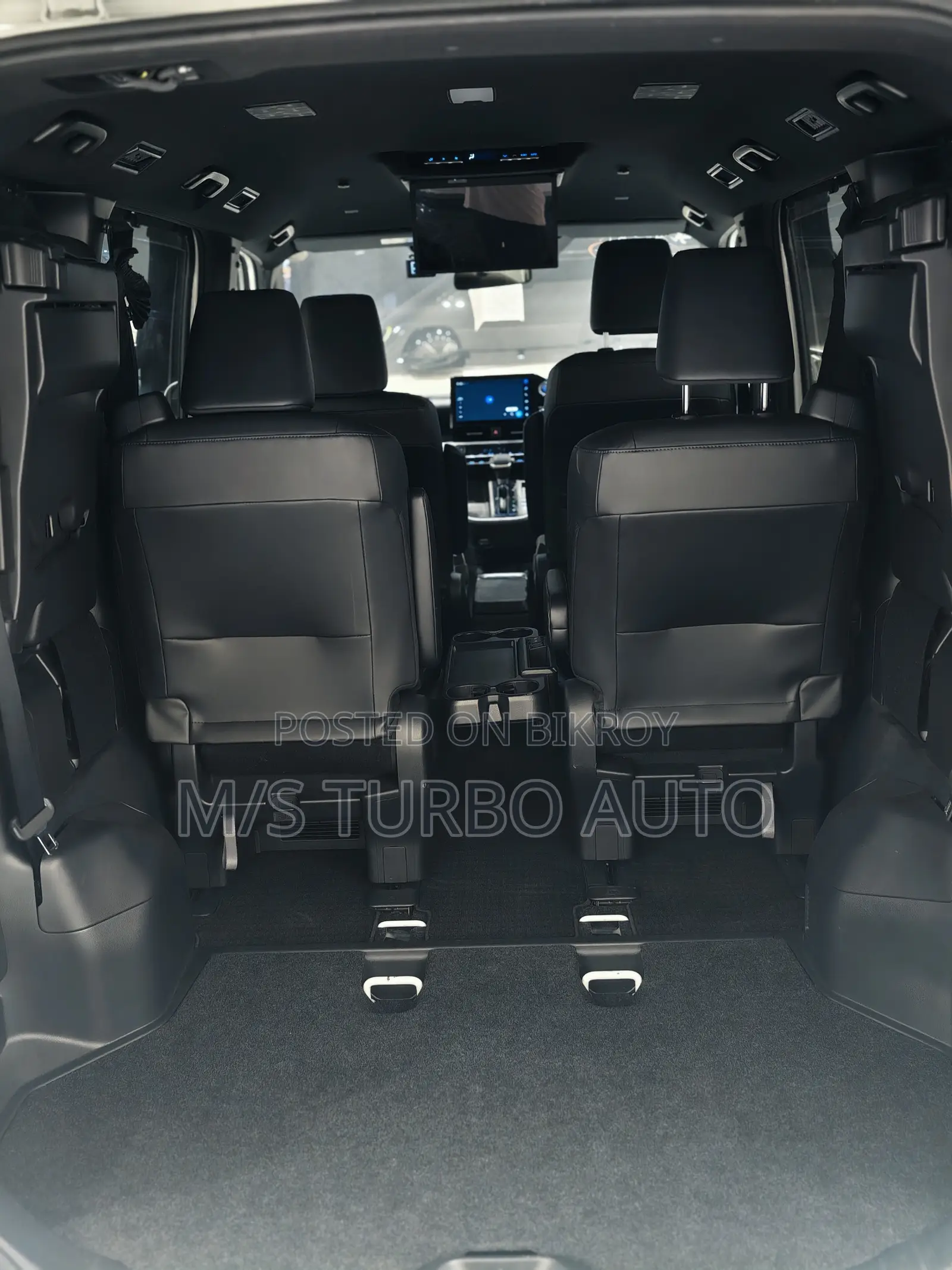 Toyota Voxy 2022 Pearl