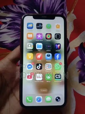 Apple iPhone 11 128 GB Red