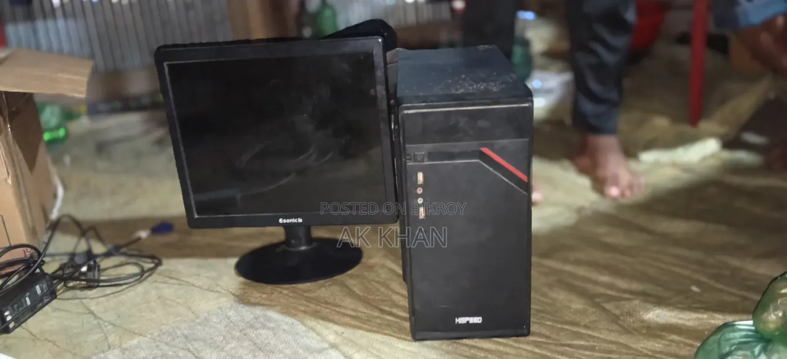 Desktop Computer 16GB Intel Core i3 HDD 700GB