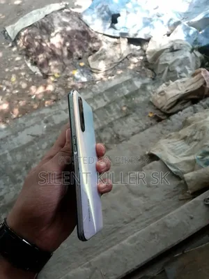রিয়েলমি ৬ ১২৮ জিবি