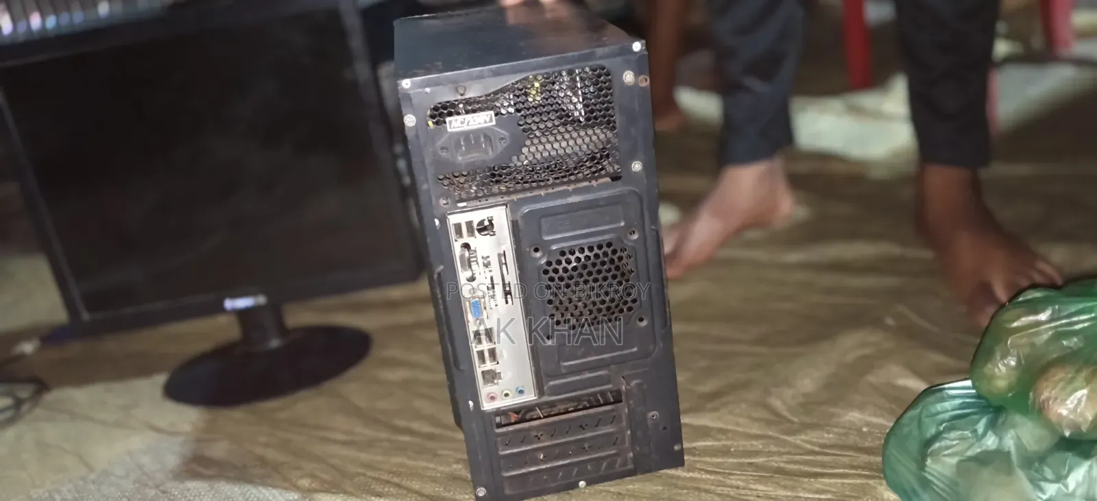 Desktop Computer 16GB Intel Core i3 HDD 700GB