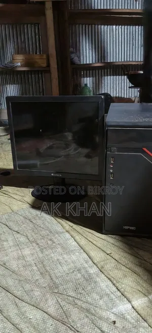 Desktop Computer 16GB Intel Core i3 HDD 700GB