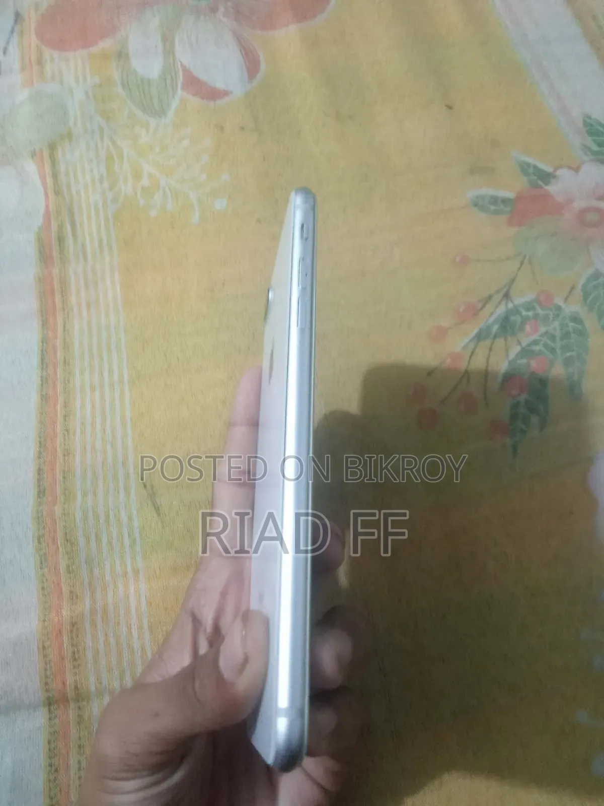 Apple iPhone 8 Plus 64 GB White