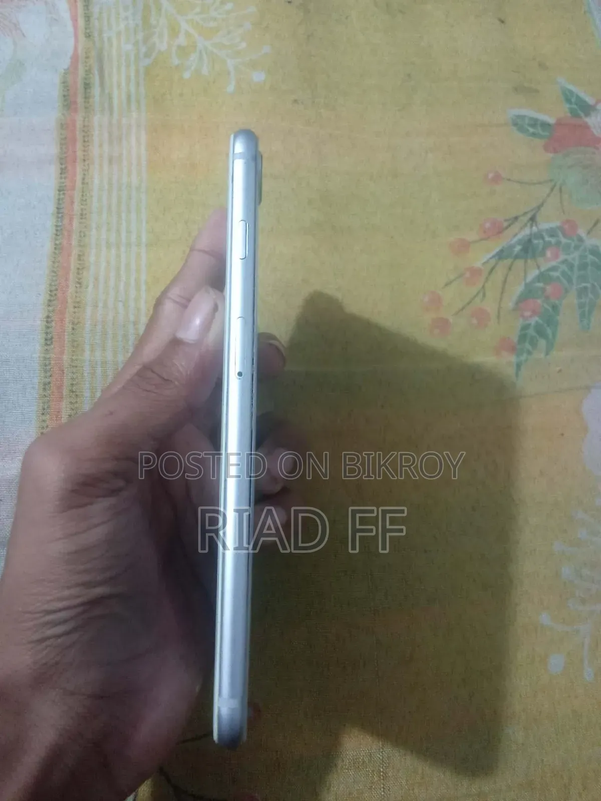 Apple iPhone 8 Plus 64 GB White