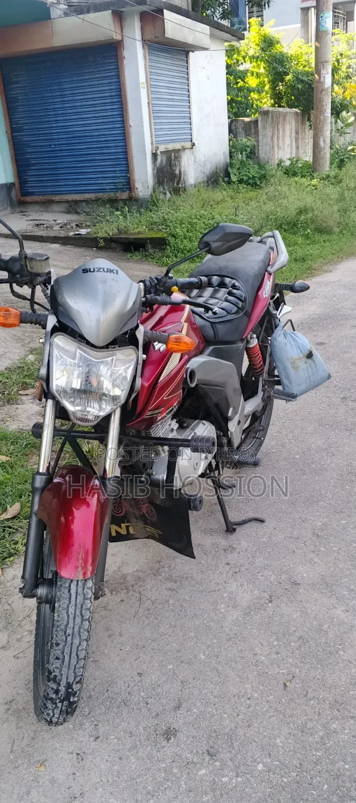 Suzuki GSX 125 2020 Red