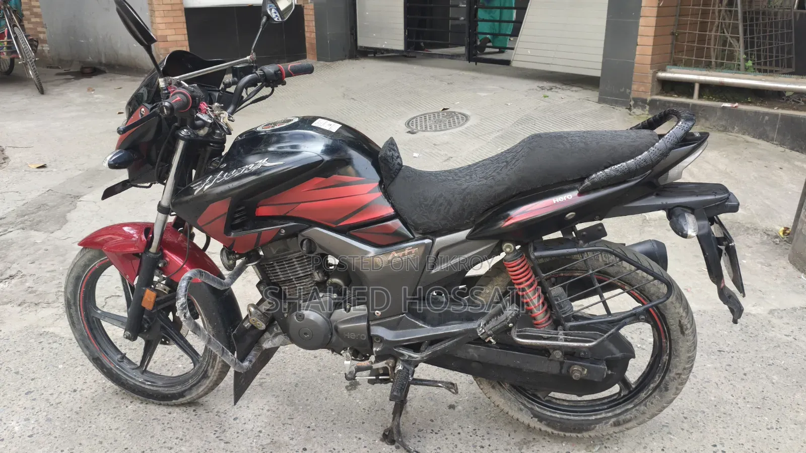 Hero Hunk 2021 Black