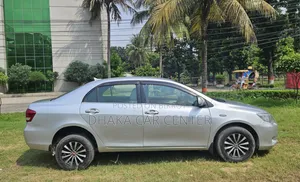 Toyota Axio 2006 Silver