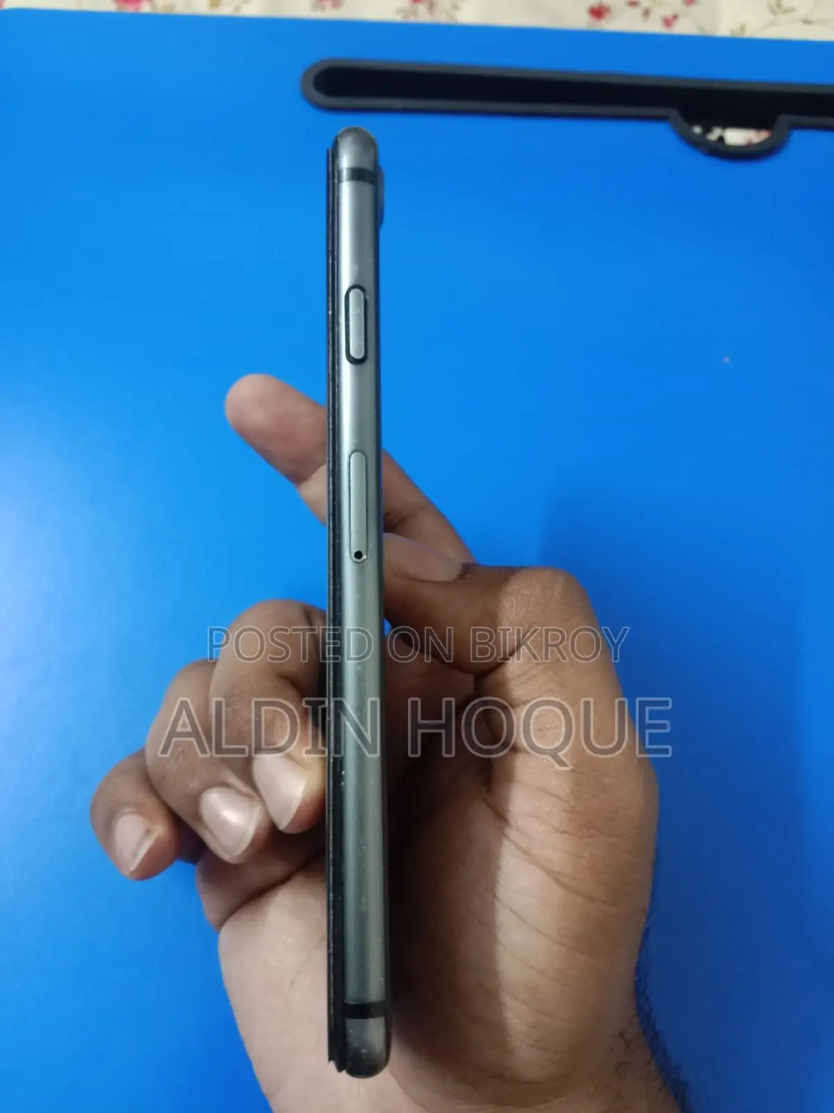 অ্যাপল আইফোন ৮ ৬৪ জিবি ব্ল্যাক