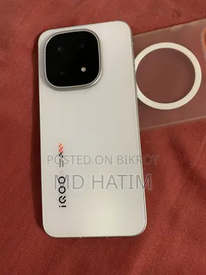 iQOO 15 256 GB White