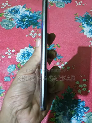 রিয়েলমি ৮ ৫জি ১২৮ জিবি সিলভার