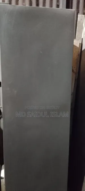 রানিং ফ্রিজ, ব্যবহার করা দোকানের জন্য দোকান ছেড়ে দেওয়াতে বিক্রি করা