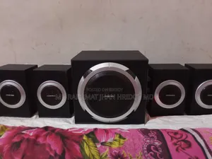 গোল্ডেন ফিট সাউন্ড বক্স